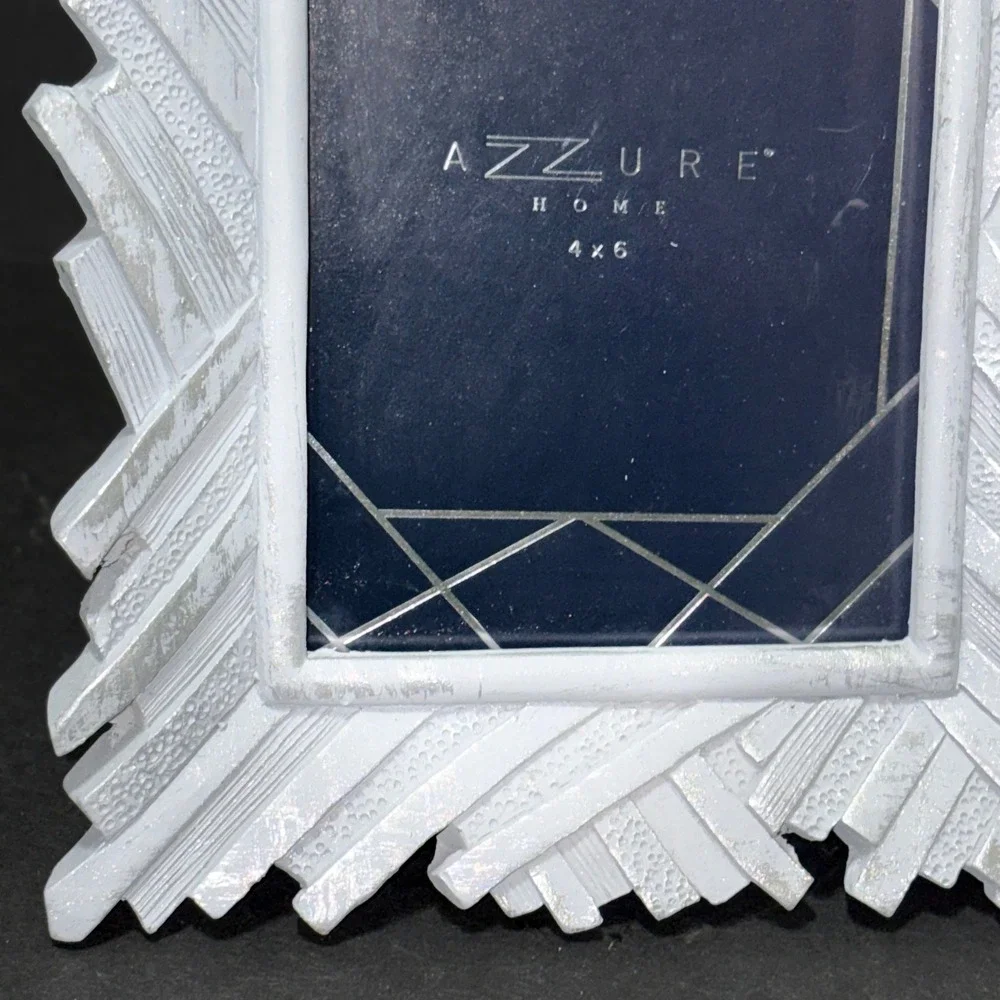Azzure Home White Textured Geometric 4x6 Photo Frame Modern Tabletop Decor